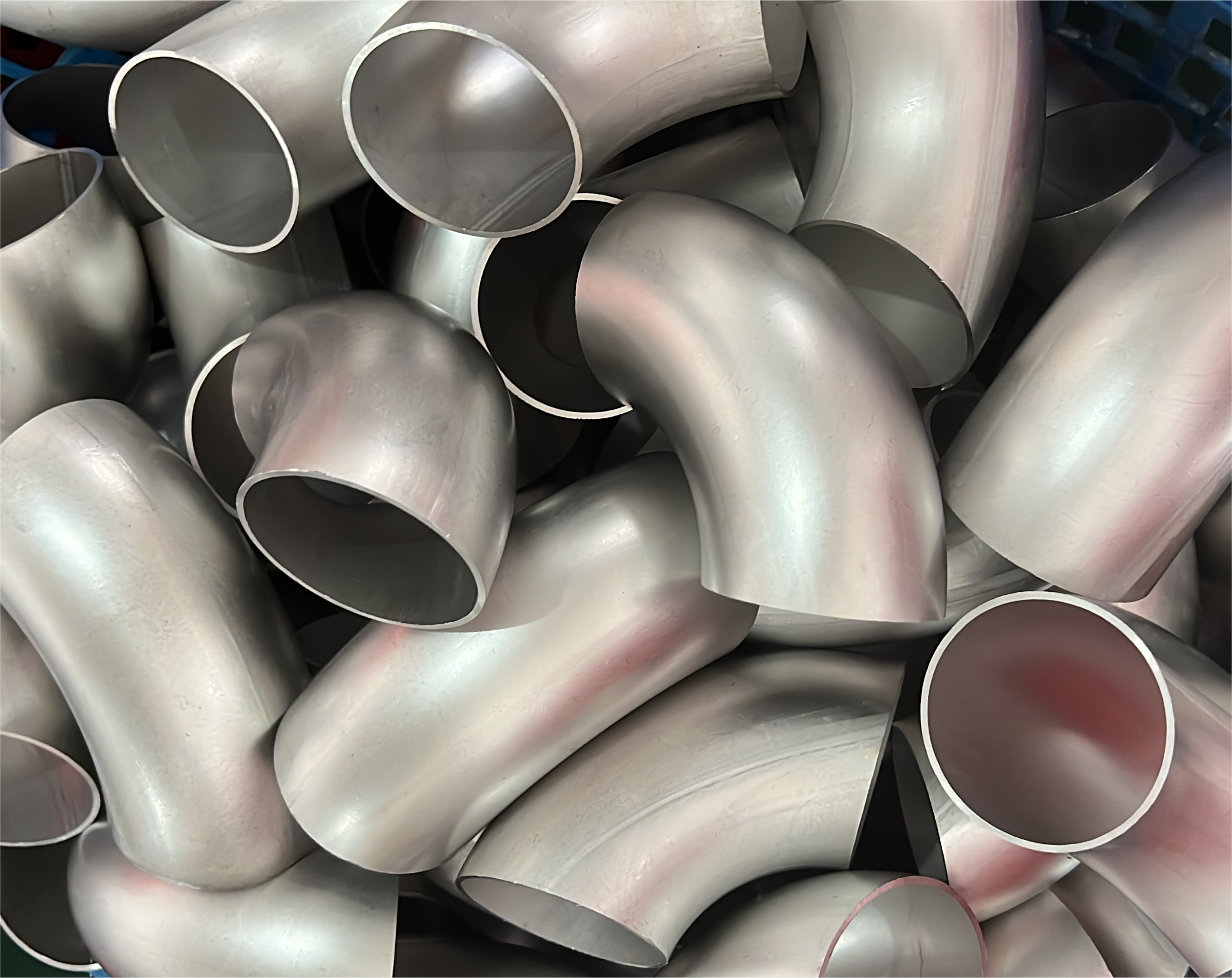 The role of stainless steel elbows in the chemical industry