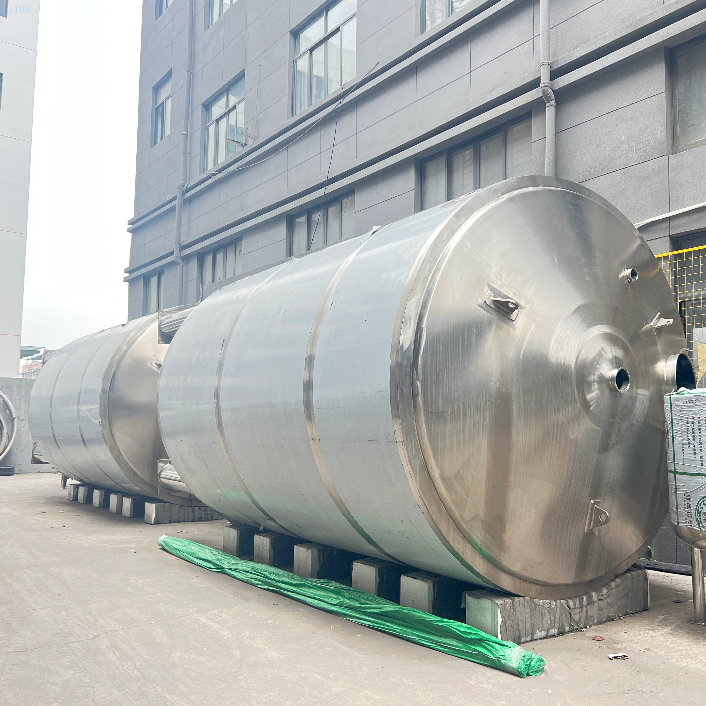 Stainless Steel Sanitary Vacuum Sterile Storage Mixing Emulsifying Tank