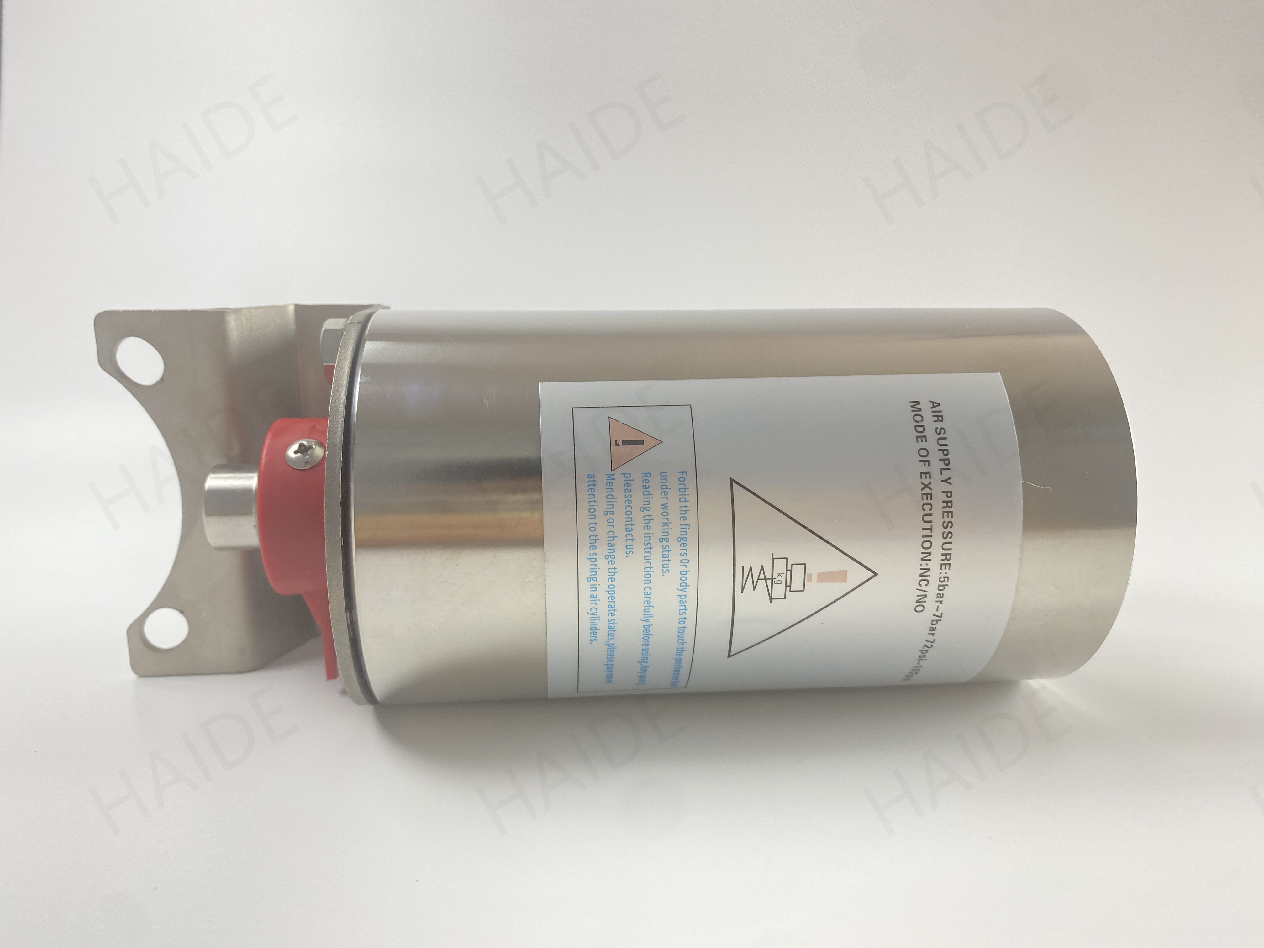 How does a spring return pneumatic actuator work?